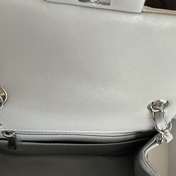 NEW 21B Chanel Grey Classic Mini Square SHW Lamb - Picture 7 of 14